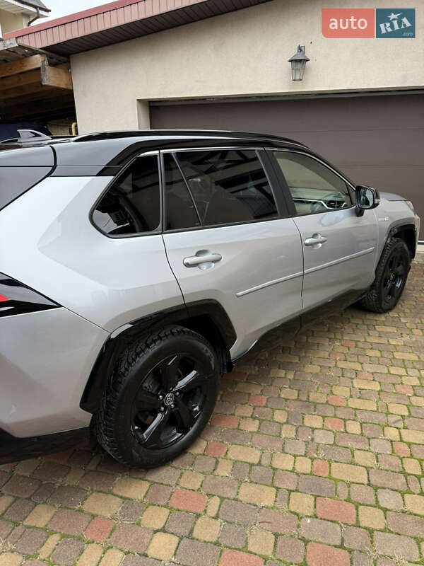 Внедорожник / Кроссовер Toyota RAV4 2019 в Киеве фото 17 Внедорожник / Кроссовер Toyota RAV4 2019 в Киеве