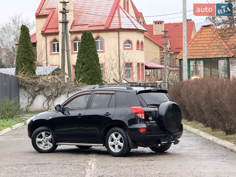 Внедорожник / Кроссовер Toyota RAV4 2007 в Днепре