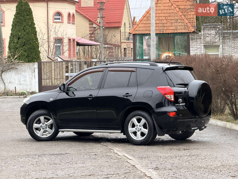 Внедорожник / Кроссовер Toyota RAV4 2007 в Днепре