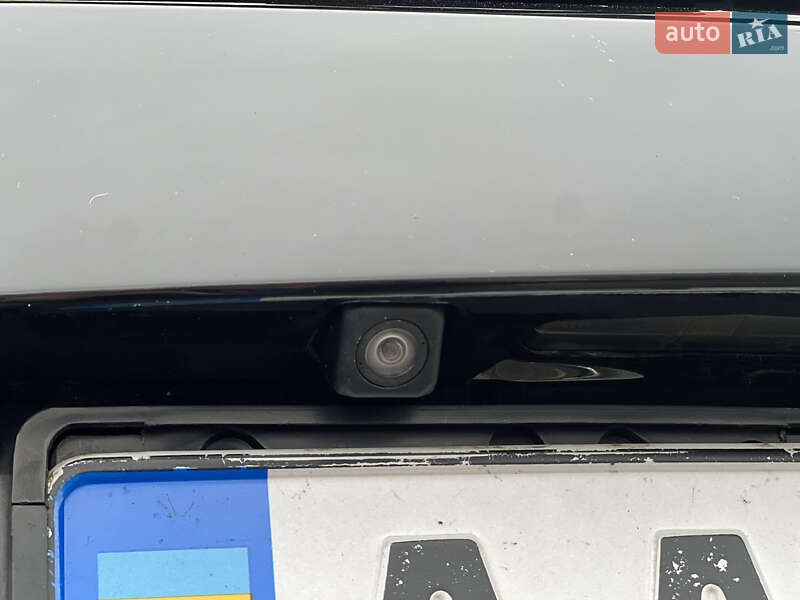 Позашляховик / Кросовер Toyota RAV4 2014 в Києві