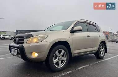 Позашляховик / Кросовер Toyota RAV4 2007 в Києві