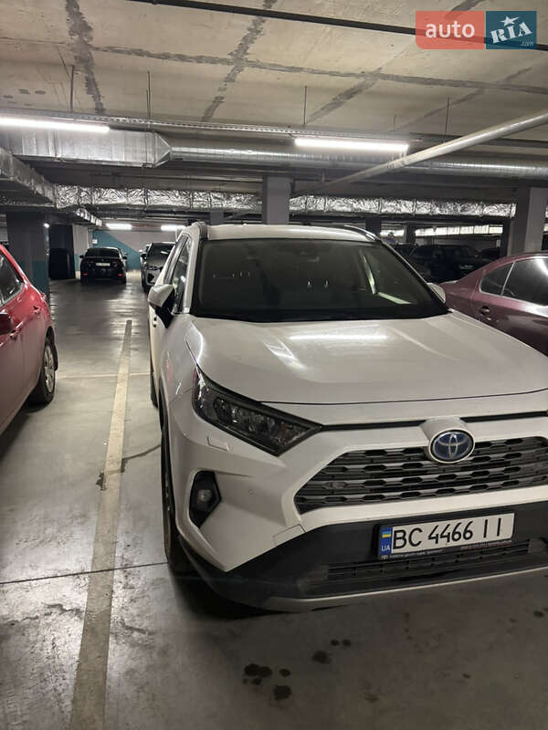 Позашляховик / Кросовер Toyota RAV4 2023 в Львові фото 3 Позашляховик / Кросовер Toyota RAV4 2023 в Львові