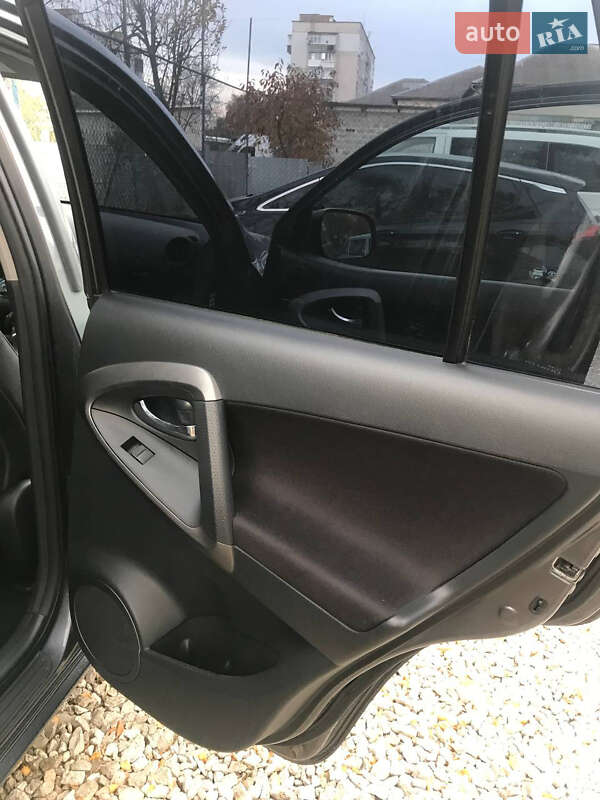Внедорожник / Кроссовер Toyota RAV4 2010 в Волочиске фото 12 Внедорожник / Кроссовер Toyota RAV4 2010 в Волочиске