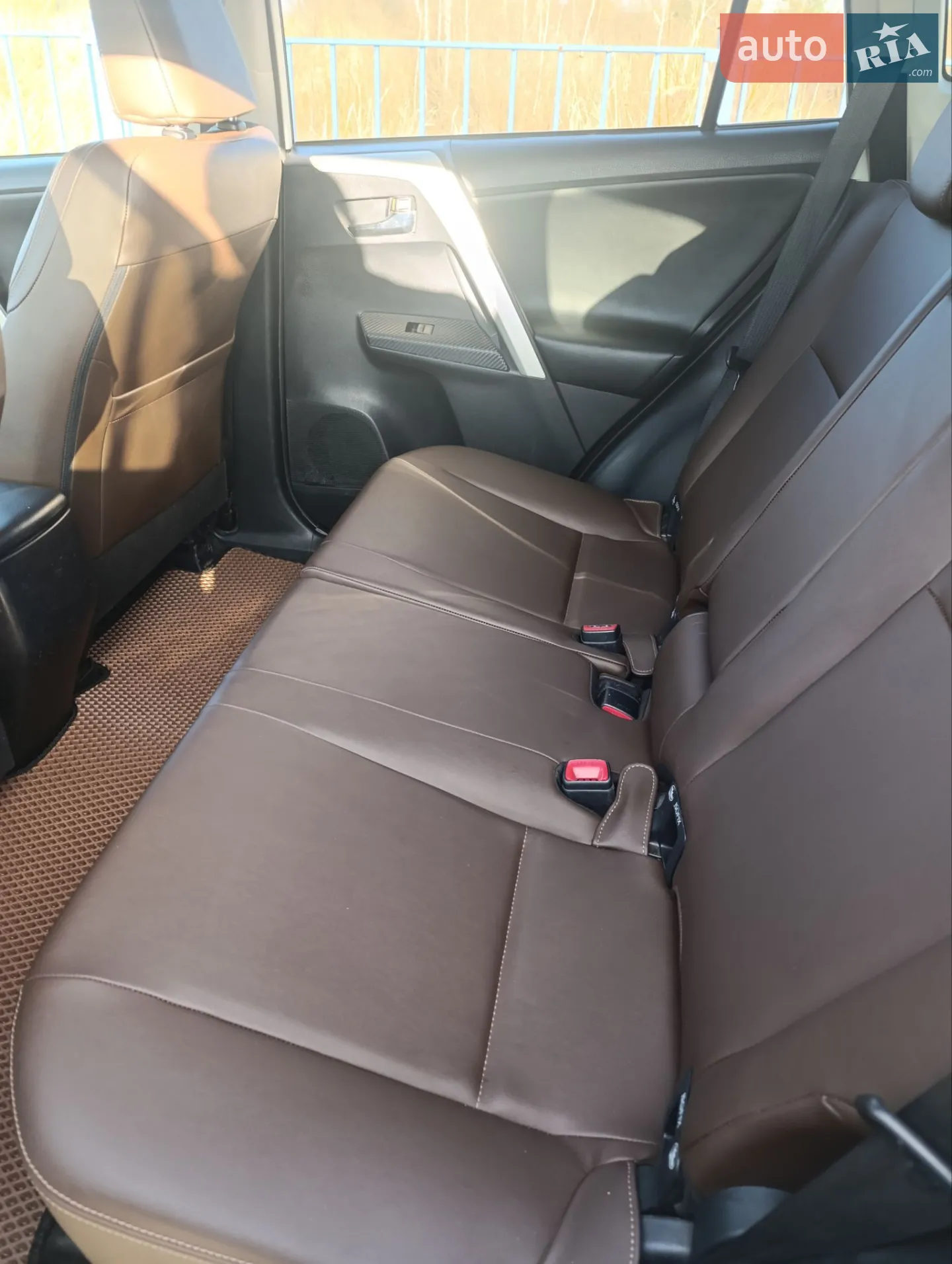 2015 Toyota RAV 4 - мініатюра 15