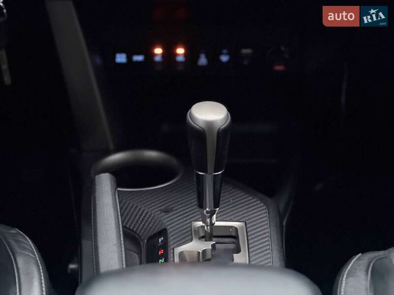 Внедорожник / Кроссовер Toyota RAV4 2013 в Кривом Роге фото 45 Внедорожник / Кроссовер Toyota RAV4 2013 в Кривом Роге