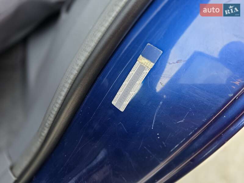 Внедорожник / Кроссовер Toyota RAV4 2003 в Бердичеве