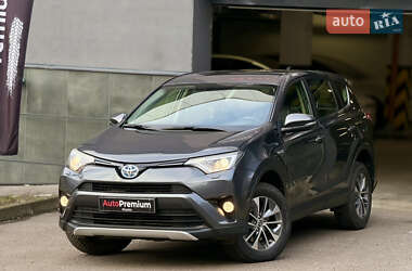 Позашляховик / Кросовер Toyota RAV4 2018 в Харкові