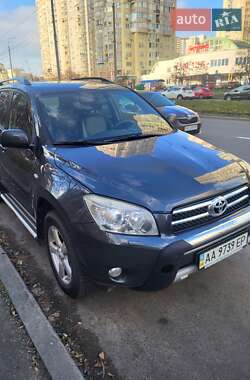 Внедорожник / Кроссовер Toyota RAV4 2007 в Киеве