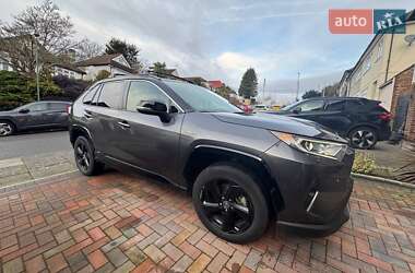 Внедорожник / Кроссовер Toyota RAV4 2020 в Одессе