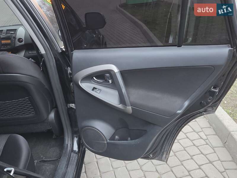 Внедорожник / Кроссовер Toyota RAV4 2010 в Днепре фото 5 Внедорожник / Кроссовер Toyota RAV4 2010 в Днепре