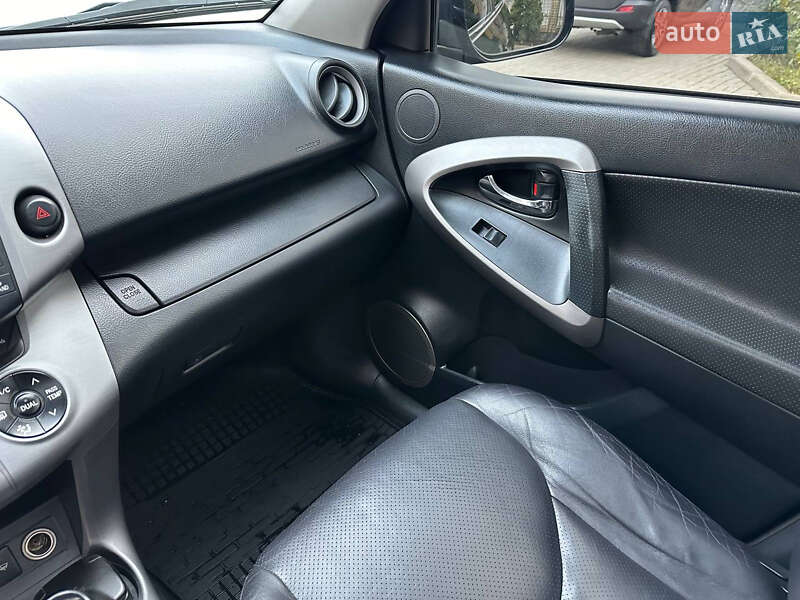 Позашляховик / Кросовер Toyota RAV4 2008 в Харкові фото 15 Позашляховик / Кросовер Toyota RAV4 2008 в Харкові