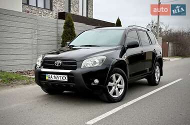 Внедорожник / Кроссовер Toyota RAV4 2008 в Днепре
