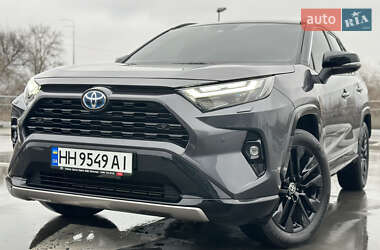 Внедорожник / Кроссовер Toyota RAV4 2024 в Киеве