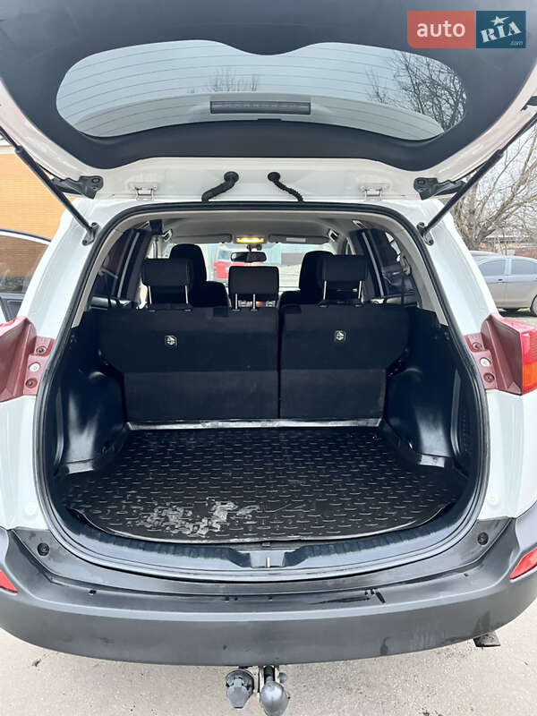 Позашляховик / Кросовер Toyota RAV4 2013 в Києві