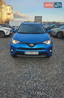 Позашляховик / Кросовер Toyota RAV4 2018 в Києві