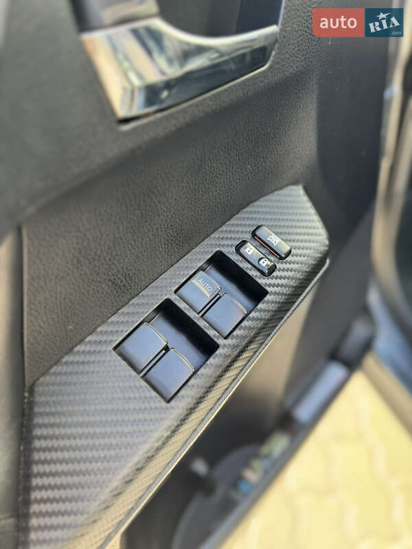 Внедорожник / Кроссовер Toyota RAV4 2013 в Хмельницком фото 17 Внедорожник / Кроссовер Toyota RAV4 2013 в Хмельницком