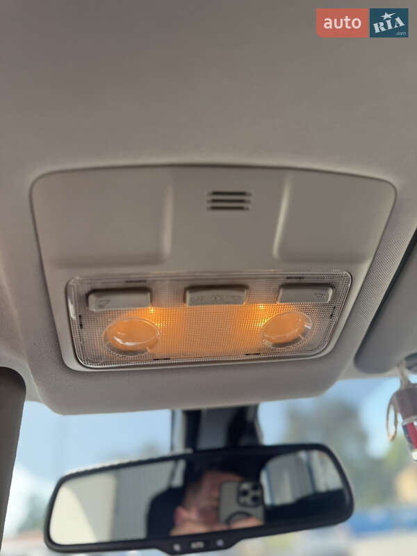 Внедорожник / Кроссовер Toyota RAV4 2013 в Хмельницком фото 50 Внедорожник / Кроссовер Toyota RAV4 2013 в Хмельницком