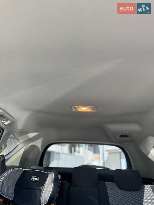 Внедорожник / Кроссовер Toyota RAV4 2013 в Хмельницком фото 48 Внедорожник / Кроссовер Toyota RAV4 2013 в Хмельницком