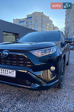Внедорожник / Кроссовер Toyota RAV4 2020 в Виннице