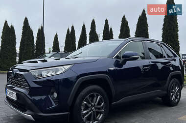 Внедорожник / Кроссовер Toyota RAV4 2021 в Львове
