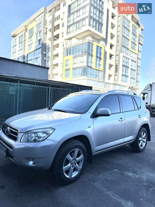 Toyota RAV4 2008