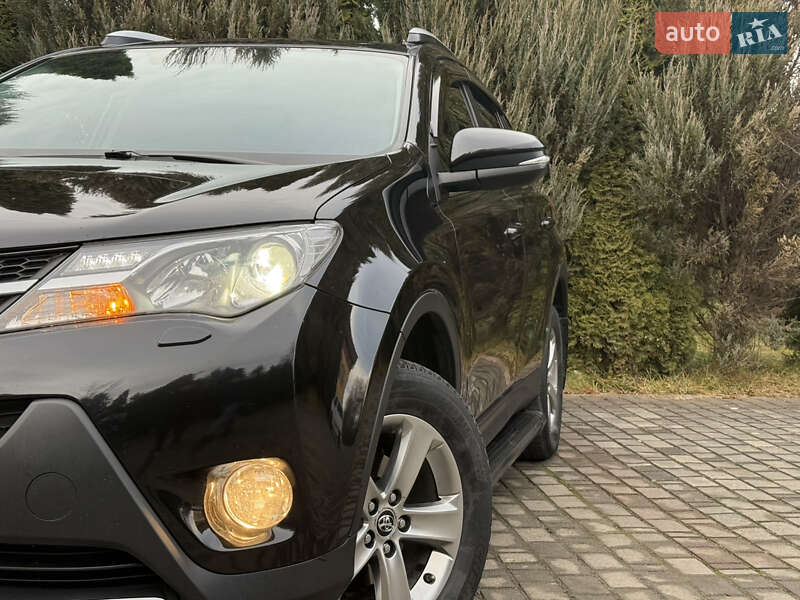 Позашляховик / Кросовер Toyota RAV4 2015 в Самборі фото 16 Позашляховик / Кросовер Toyota RAV4 2015 в Самборі