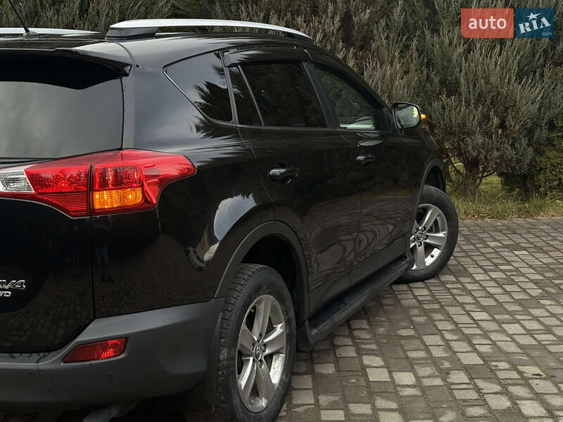 Позашляховик / Кросовер Toyota RAV4 2015 в Самборі фото 20 Позашляховик / Кросовер Toyota RAV4 2015 в Самборі