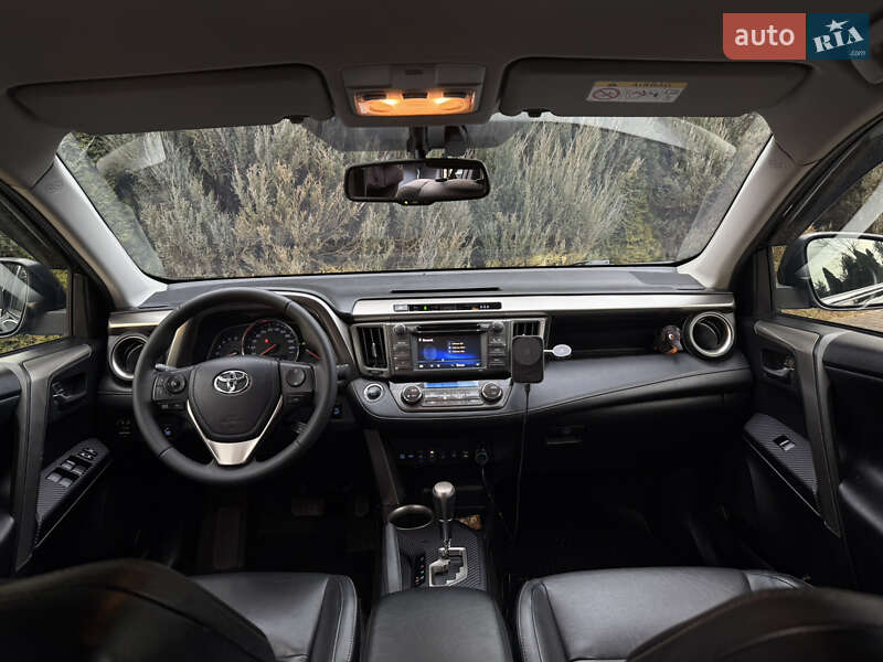 Позашляховик / Кросовер Toyota RAV4 2015 в Самборі фото 25 Позашляховик / Кросовер Toyota RAV4 2015 в Самборі