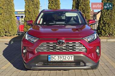 Внедорожник / Кроссовер Toyota RAV4 2022 в Львове