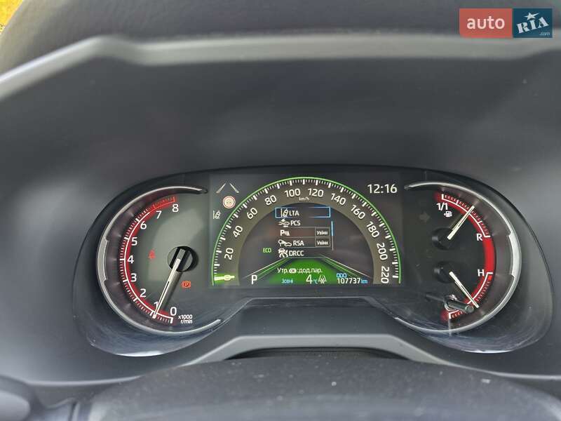 Позашляховик / Кросовер Toyota RAV4 2022 в Львові