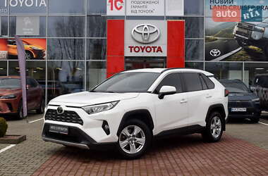 Внедорожник / Кроссовер Toyota RAV4 2020 в Житомире