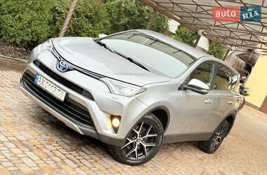 Позашляховик / Кросовер Toyota RAV4 2016 в Харкові