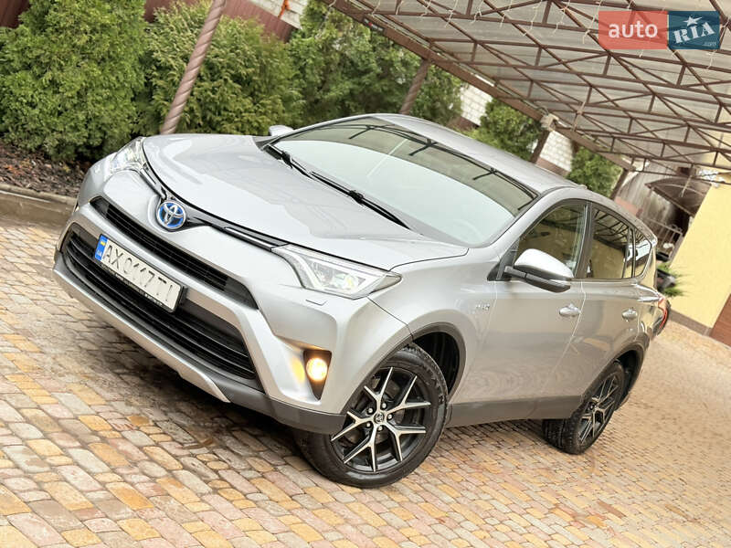 Toyota RAV4 2016