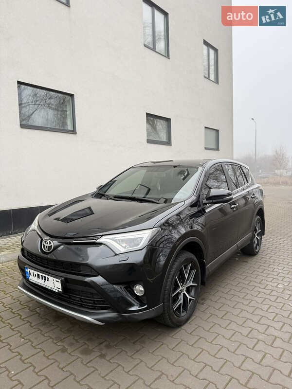 Toyota RAV4 2017