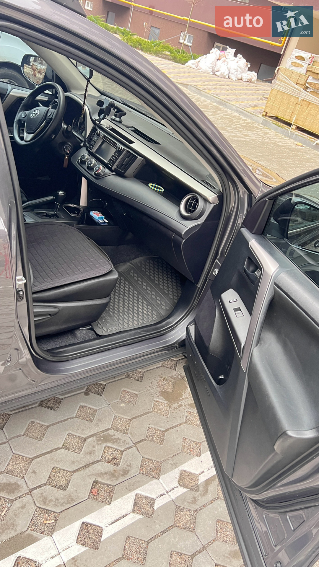 2016 Toyota RAV 4 - мініатюра 7