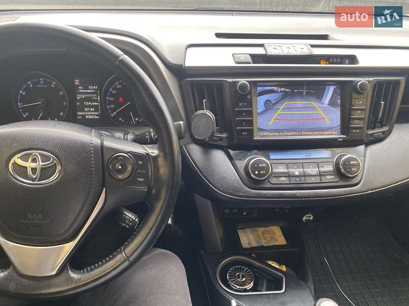 Позашляховик / Кросовер Toyota RAV4 2017 в Одесі
