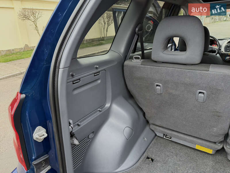 Внедорожник / Кроссовер Toyota RAV4 2004 в Одессе фото 99 Внедорожник / Кроссовер Toyota RAV4 2004 в Одессе