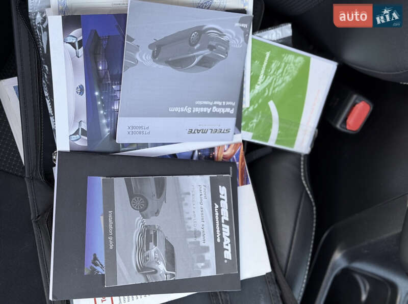 Позашляховик / Кросовер Toyota RAV4 2016 в Одесі