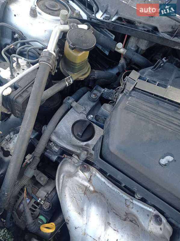 Позашляховик / Кросовер Toyota RAV4 2004 в Володимирі