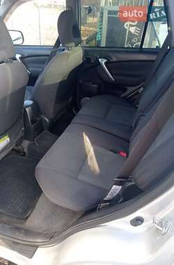 Позашляховик / Кросовер Toyota RAV4 2004 в Володимирі