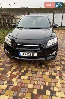 Внедорожник / Кроссовер Toyota RAV4 2010 в Миргороде