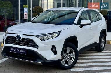 Внедорожник / Кроссовер Toyota RAV4 2023 в Чернигове