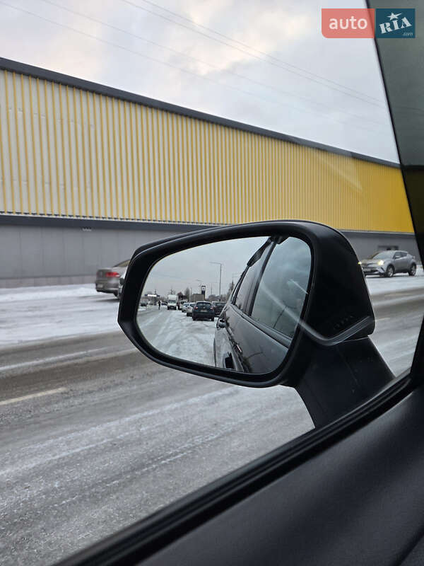 Позашляховик / Кросовер Toyota RAV4 2019 в Києві