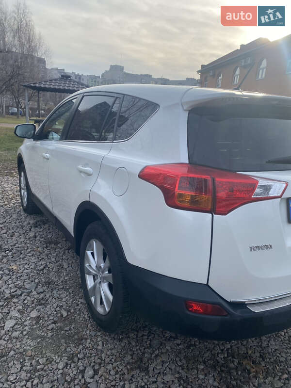 Позашляховик / Кросовер Toyota RAV4 2013 в Вишневому фото 21 Позашляховик / Кросовер Toyota RAV4 2013 в Вишневому