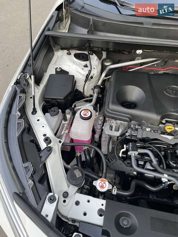 Позашляховик / Кросовер Toyota RAV4 2022 в Вінниці