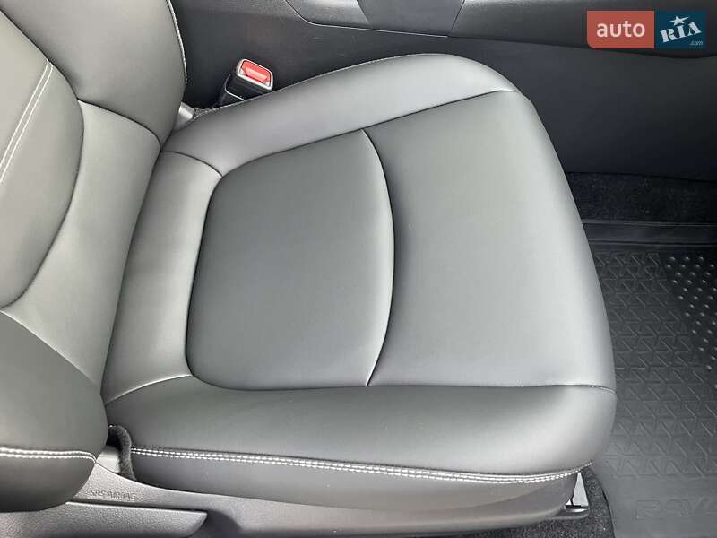 Позашляховик / Кросовер Toyota RAV4 2022 в Вінниці