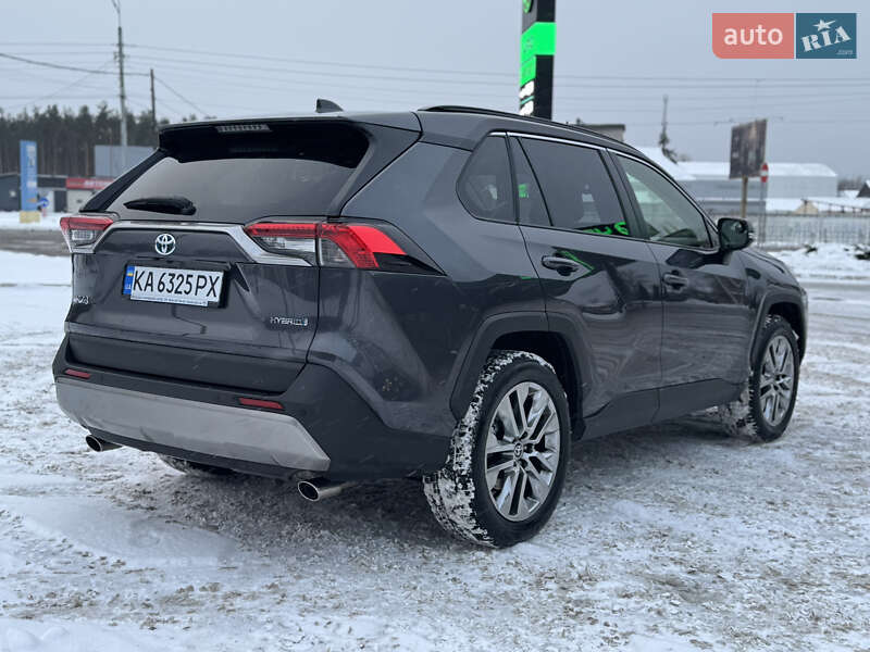 Позашляховик / Кросовер Toyota RAV4 2024 в Києві