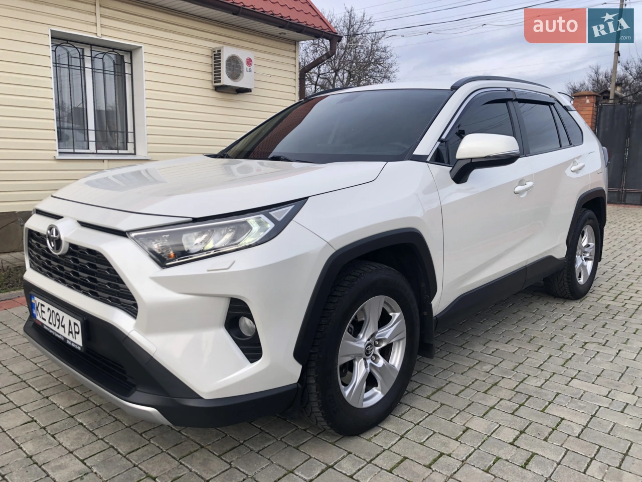 2019 Toyota RAV 4 - мініатюра 24