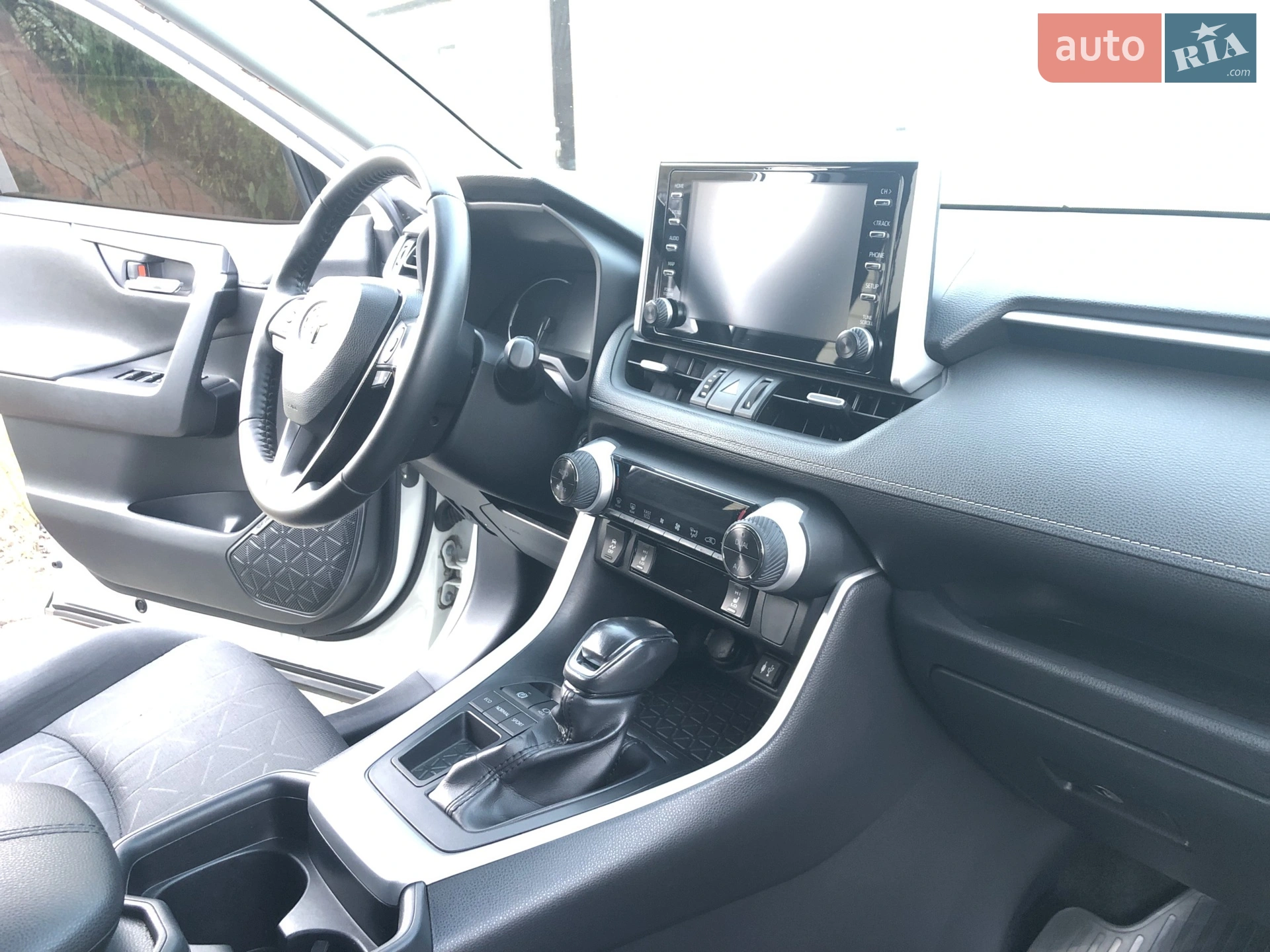 2019 Toyota RAV 4 - мініатюра 66