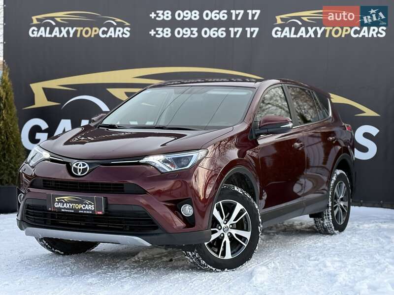 Позашляховик / Кросовер Toyota RAV4 2017 в Вінниці